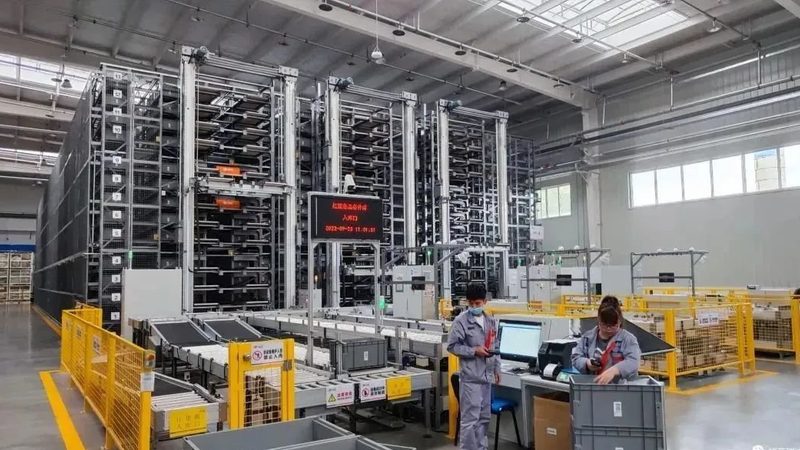 阁楼货架楼梯定制：合同签订前必知的五大注意事项**