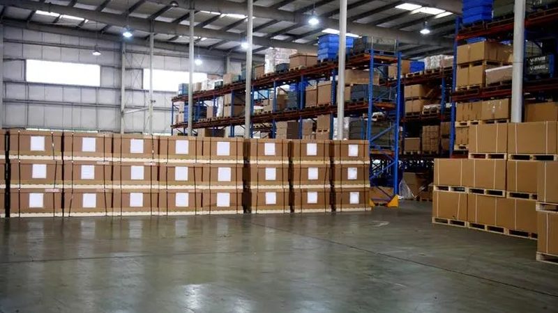 轻型货架材质解析：揭秘其性能与适用场景