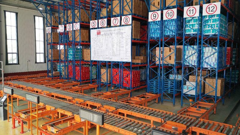 上海塑料托盘：规格型号解析与选购要点